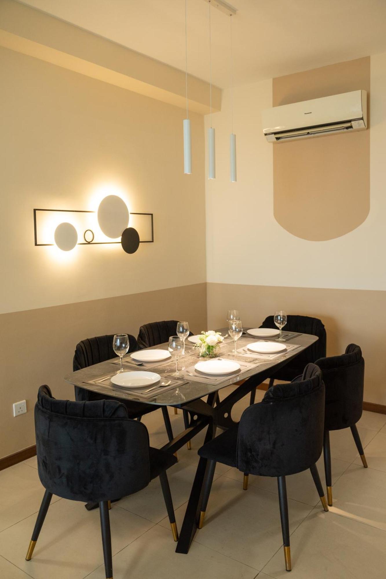 Fantasy Funland Retreat By The Only Bnb Tanjung Tokong Exterior foto